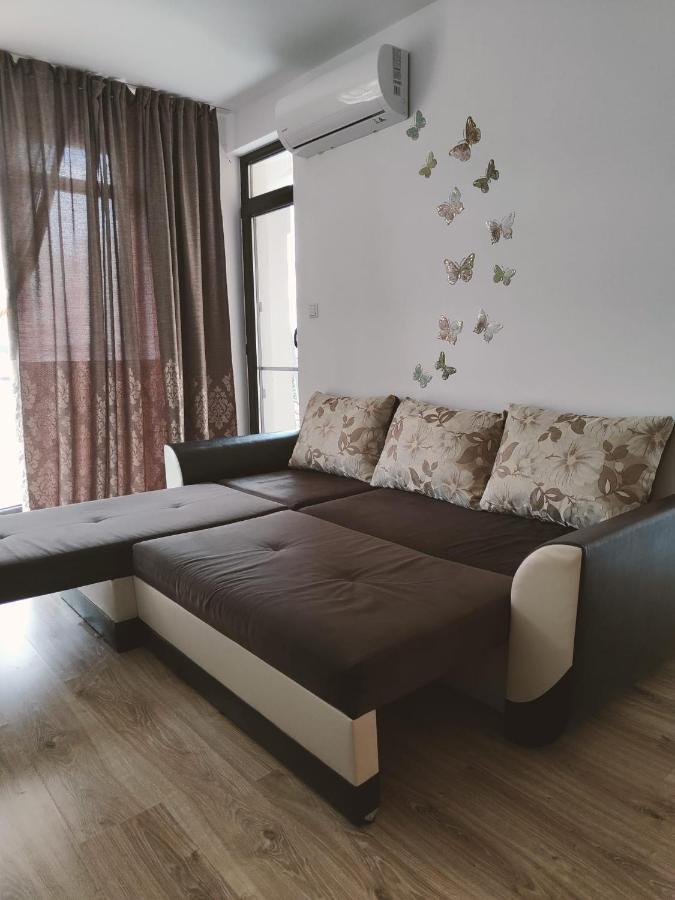 Studio Aivasovskij Park - Meters Away From Beach Pomorie Ngoại thất bức ảnh
