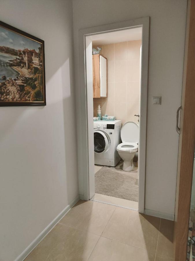 Studio Aivasovskij Park - Meters Away From Beach Pomorie Ngoại thất bức ảnh