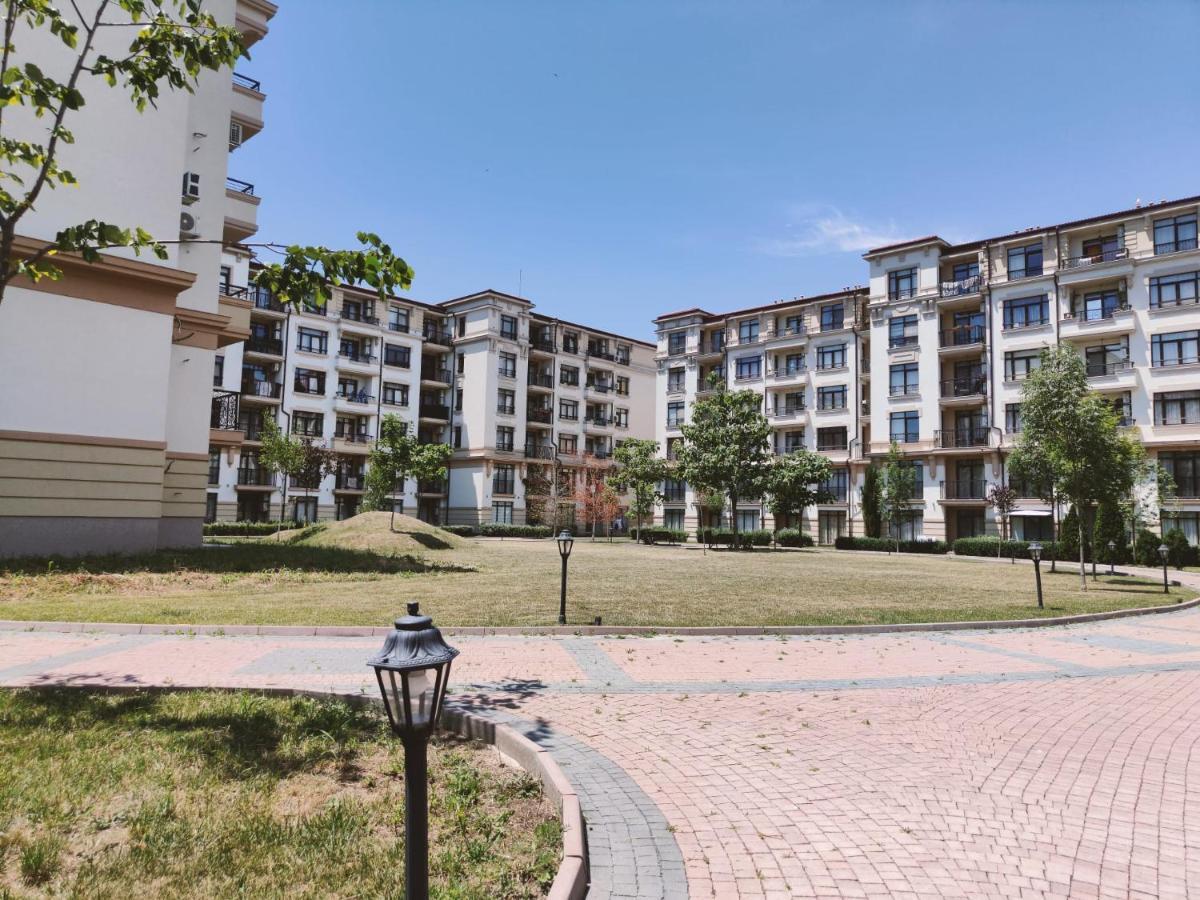 Studio Aivasovskij Park - Meters Away From Beach Pomorie Ngoại thất bức ảnh