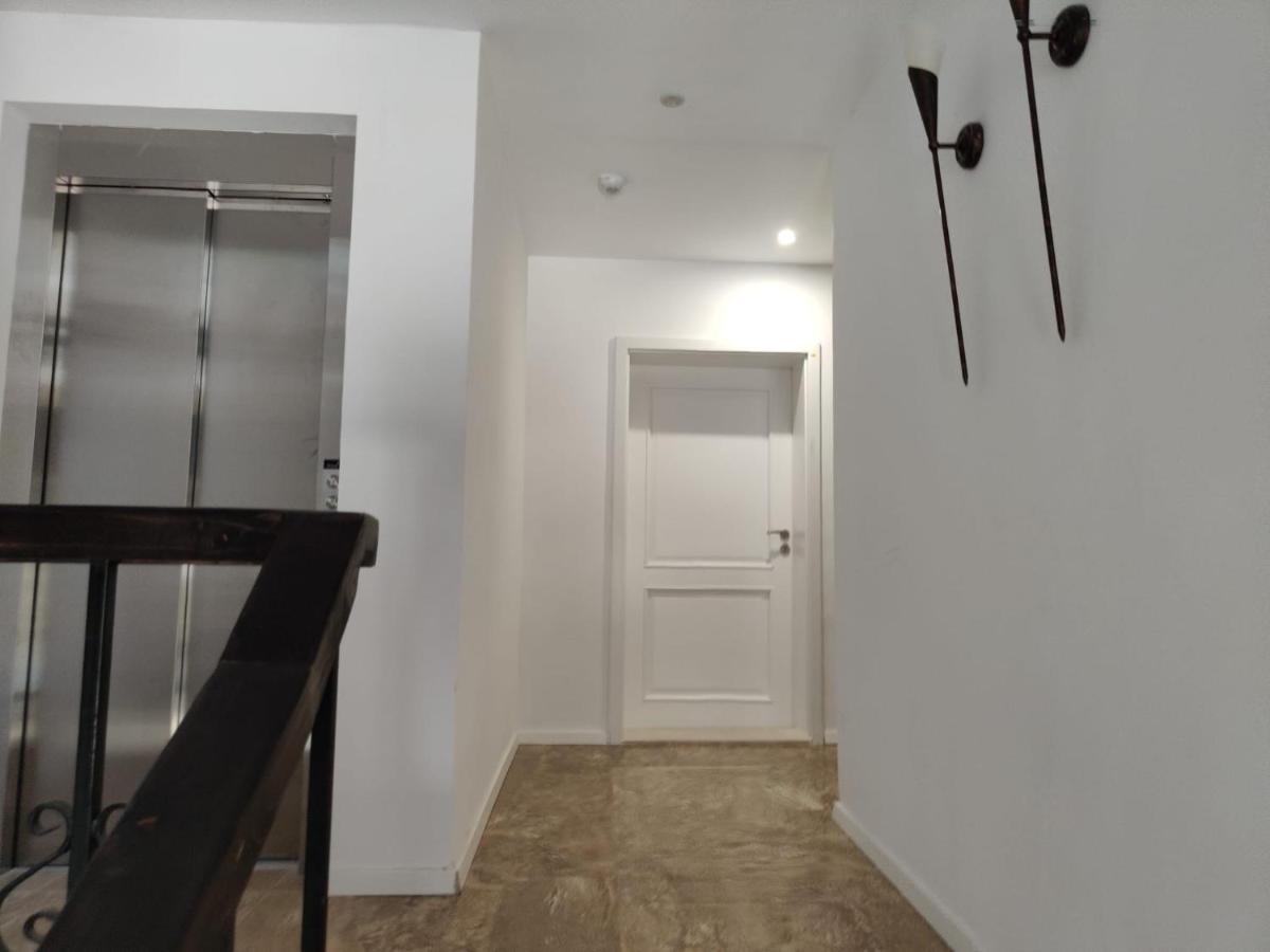 Studio Aivasovskij Park - Meters Away From Beach Pomorie Ngoại thất bức ảnh